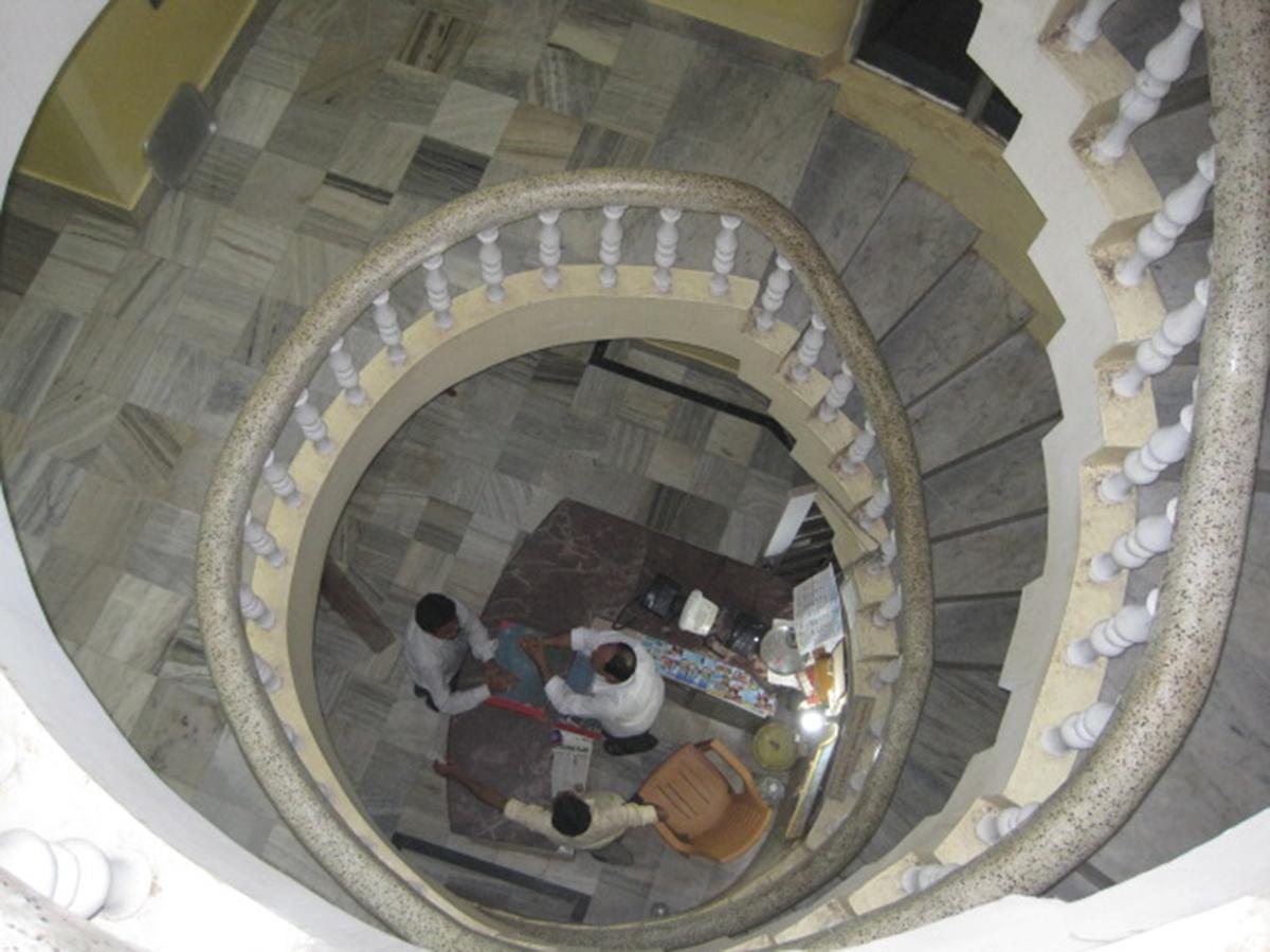 Hotel Arya Palace ปูรี ภายนอก รูปภาพ